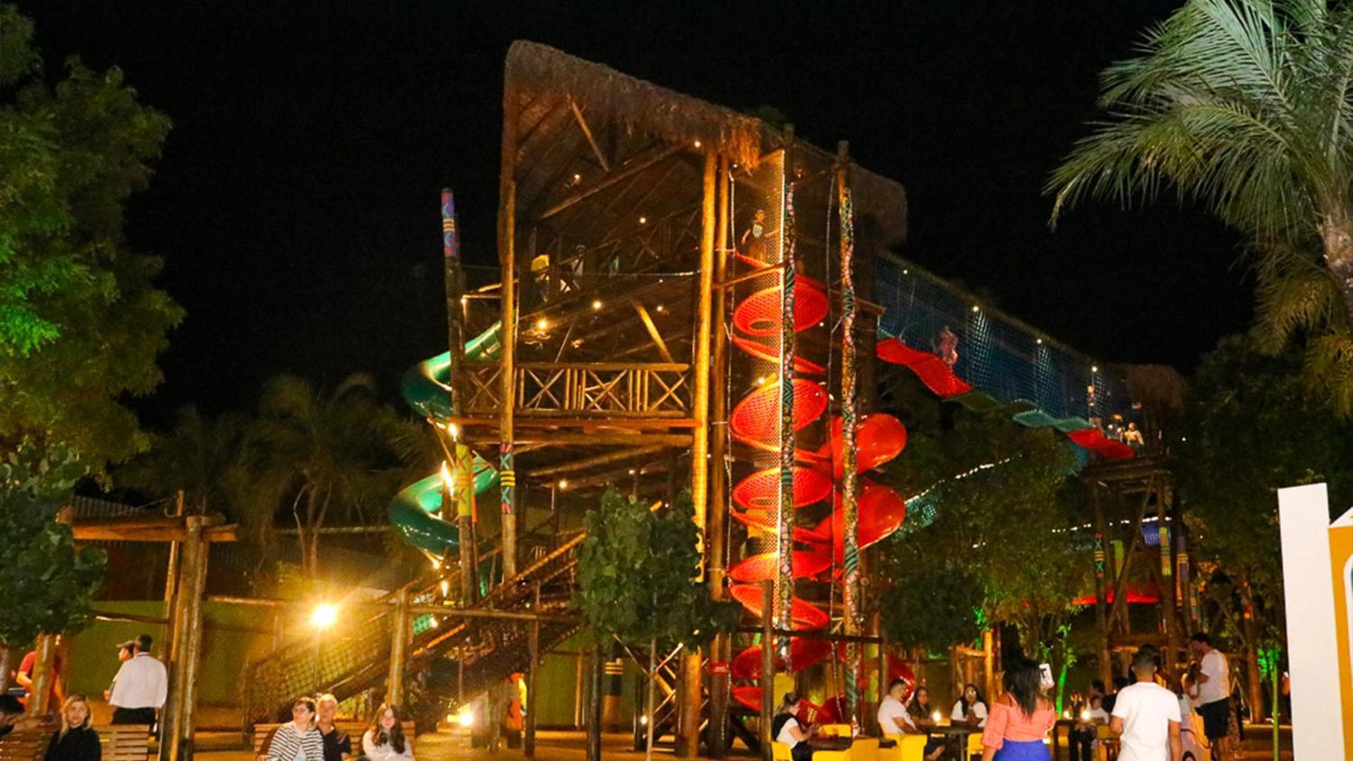Resort Thermas Park & By Hot
